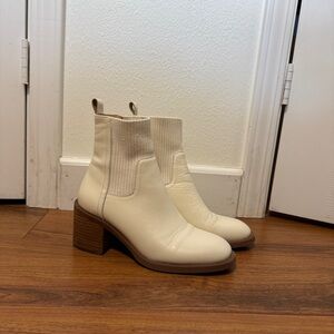 Steve Madden Cream Ankle Boots